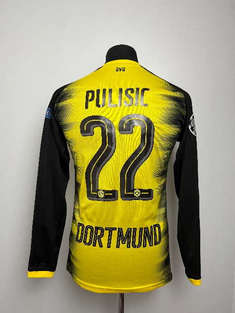 Borussia Dortmund 2017/18 Match Issued Shirt — Christian Pulisic, Size M — back nameset