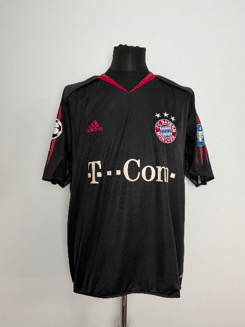 Bayern München 2004-2005 Match Worn / Issued Shirt — Lúcio, with COA, Size XL — back nameset
