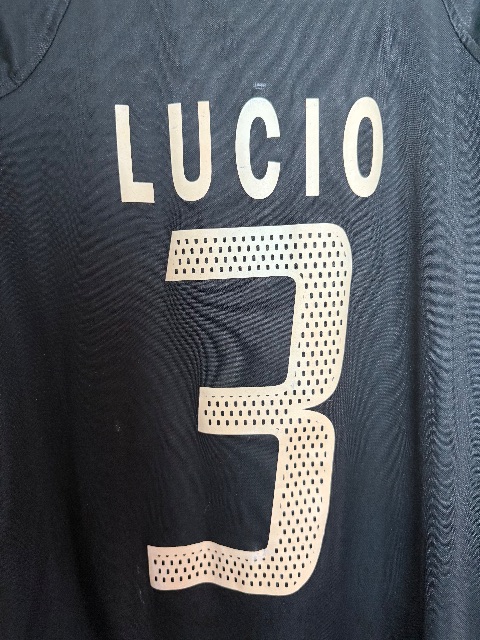 Bayern München 2004-2005 Match Worn / Issued Shirt — Lúcio, with COA, Size XL — fabric detail
