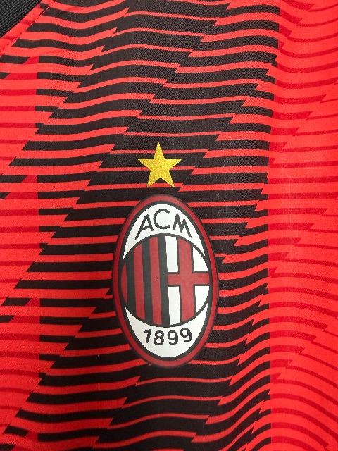 AC Milan 2023/24 Serie A Match Worn Shirt — Fikayo Tomori, with COA, Size L — sleeve detail