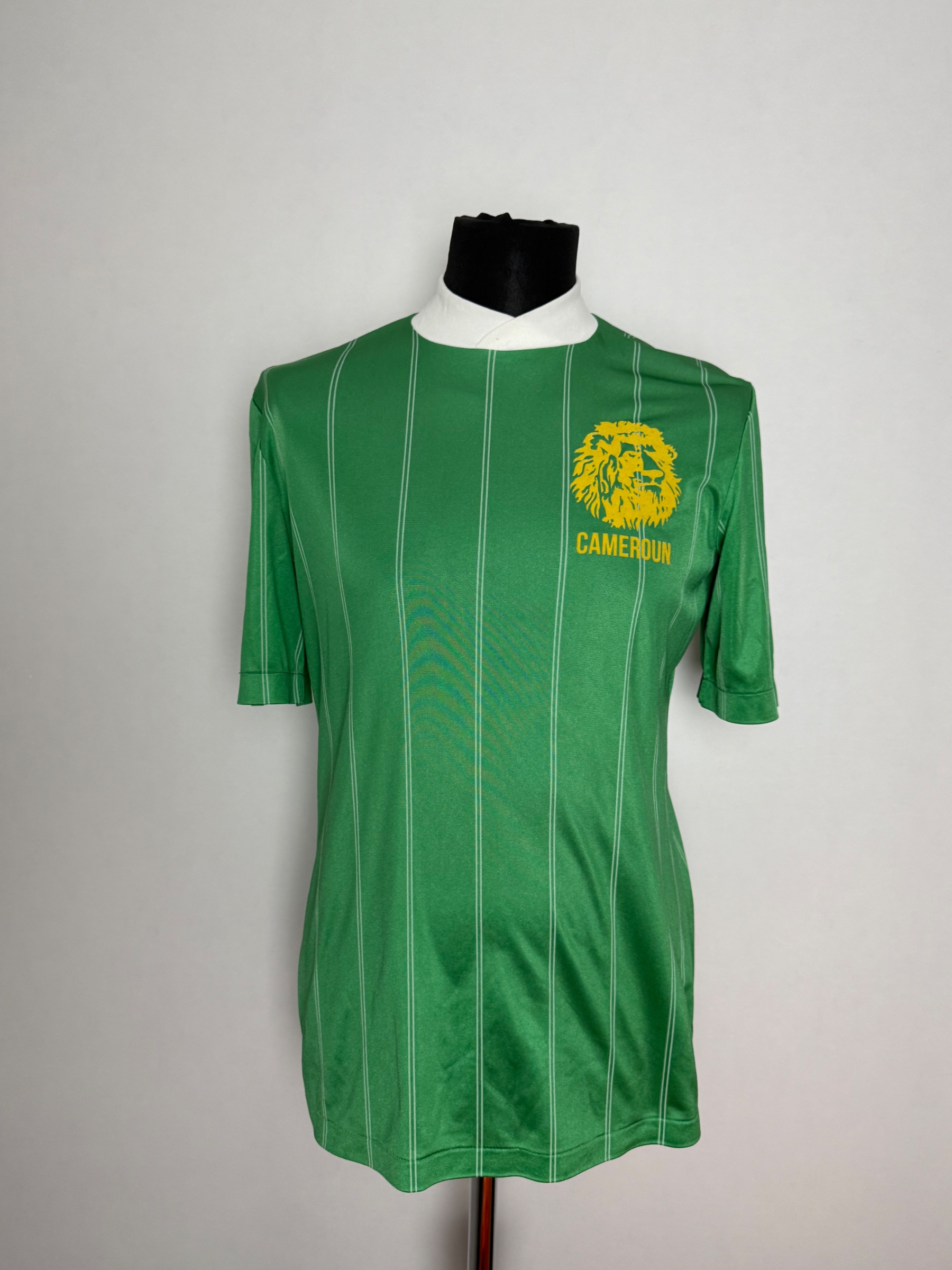 Cameroon 1980s Shirt #7 — Vintage Original, Size M