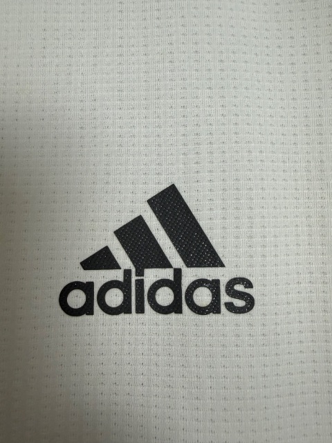 Bayern München 2019 Match Worn / Issued Shirt — Leon Goretzka — sleeve detail