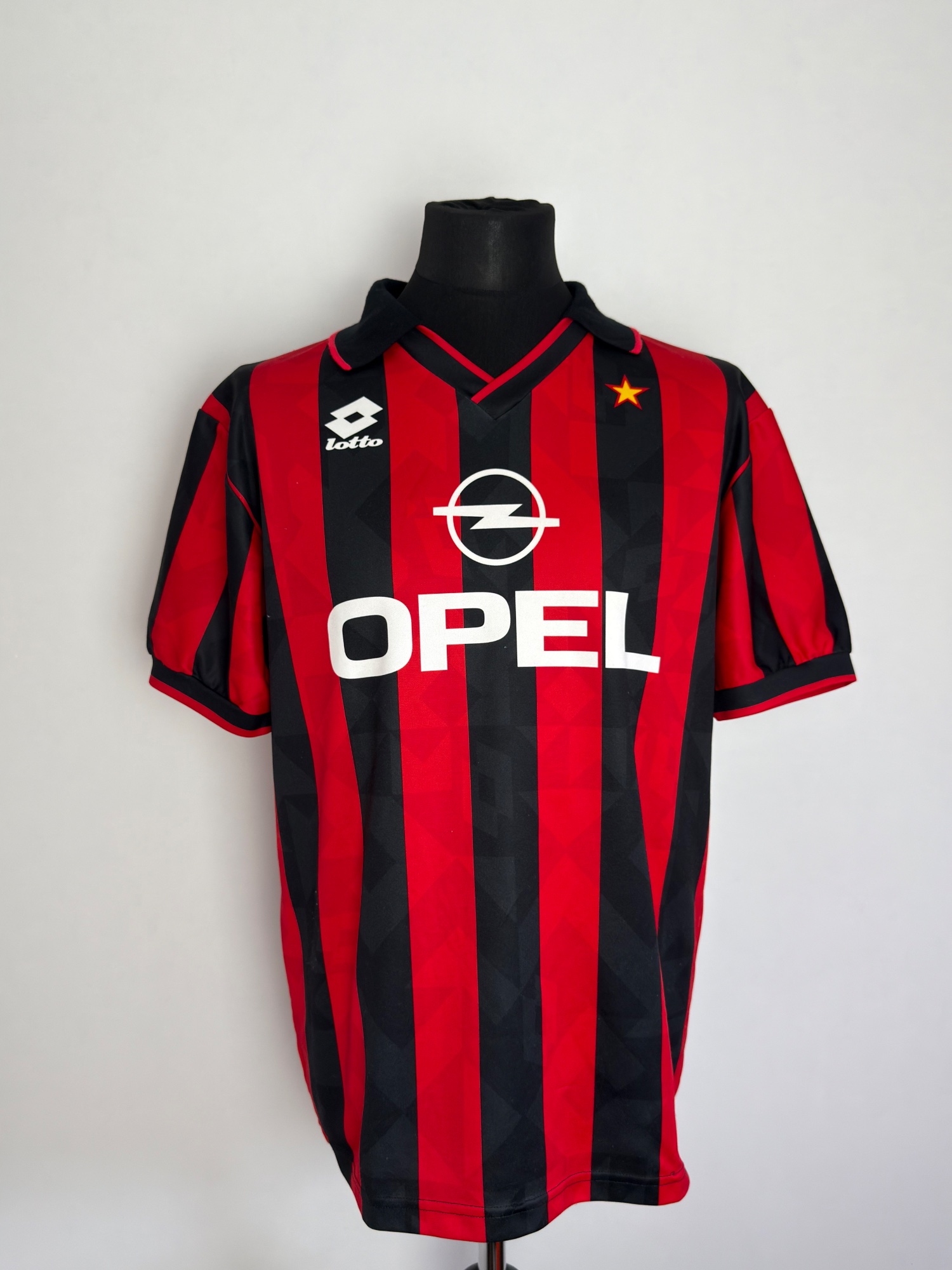 AC Milan 1994/95 Home Shirt — Vintage Original, Size XL
