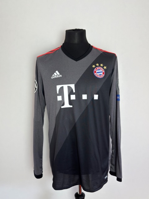 Bayern München 2016 Match Worn Shirt — Jérôme Boateng, Size L — back nameset
